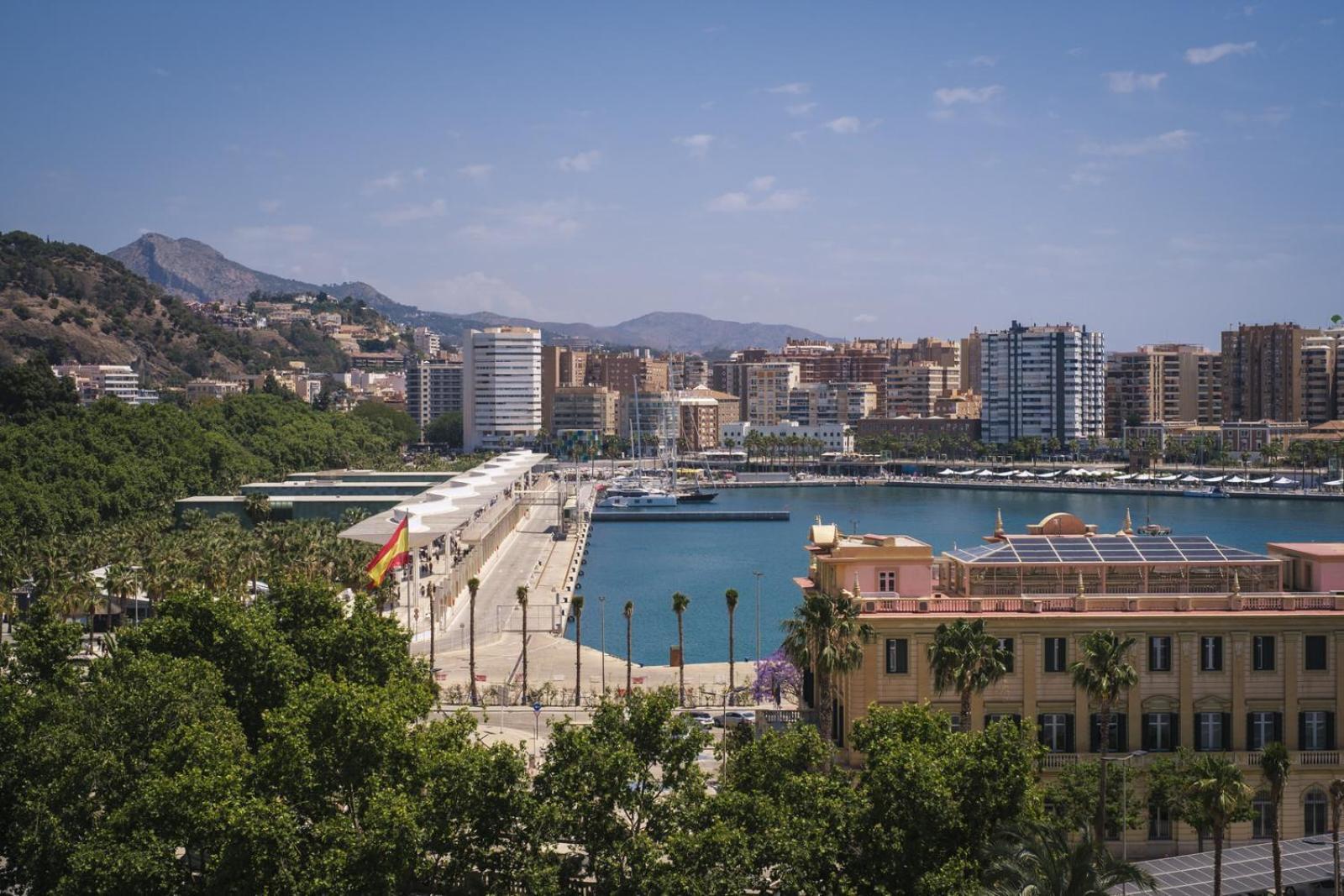 Apartment Jardines Del Puerto With View Málaga
